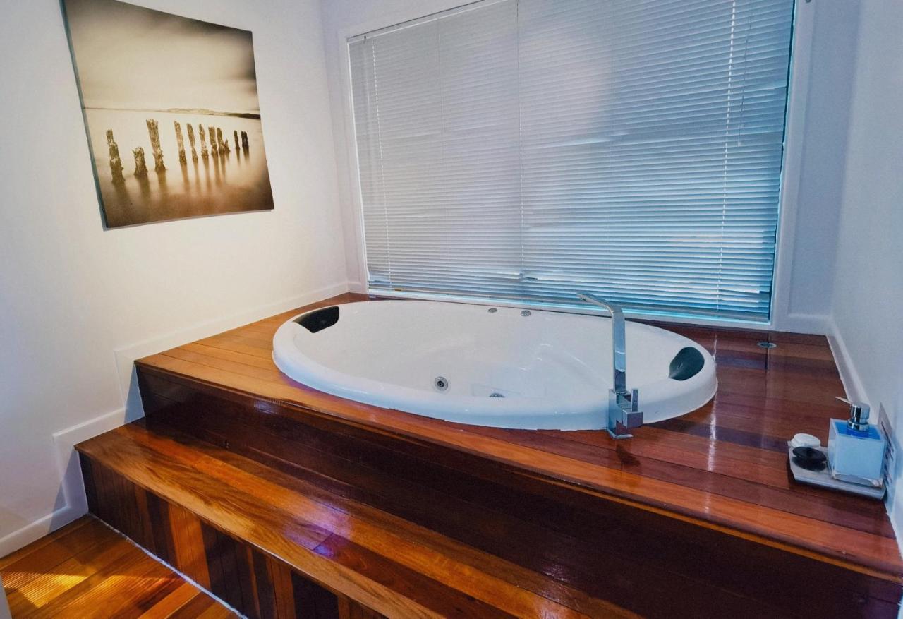 Amore On Buderim Rainforest Cabins Sunshine Coast エクステリア 写真