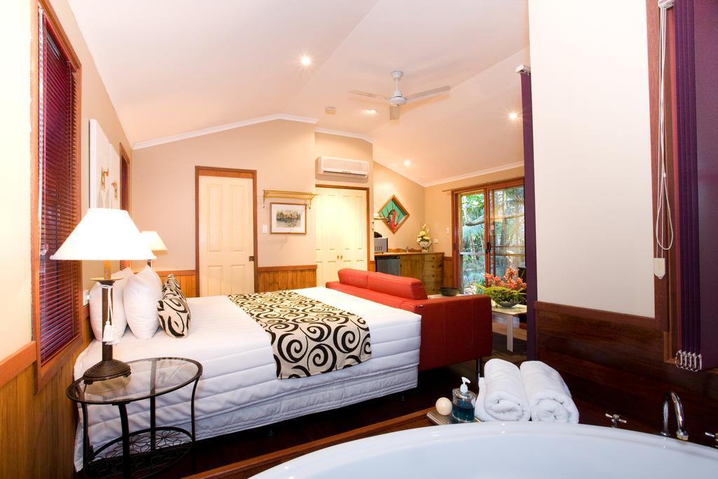 Amore On Buderim Rainforest Cabins Sunshine Coast エクステリア 写真